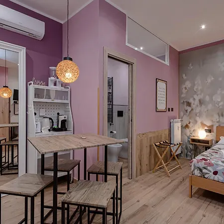 Bed & Breakfast Alis Laura - 150m From Piazza Bologna Metro And 10 Minutes From The Colosseum Řím