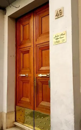 Alis Laura - 150m From Piazza Bologna Metro And 10 Minutes From The Colosseum Bed & Breakfast