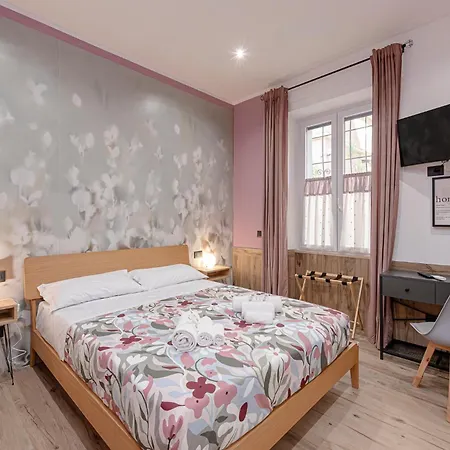 Alis Laura - 150m From Piazza Bologna Metro And 10 Minutes From The Colosseum Bed & Breakfast Rome